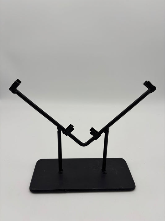 V Stand Medium
